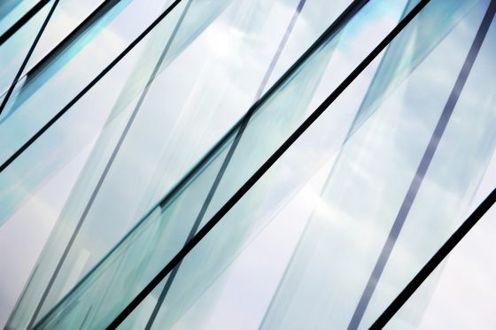 High Light Transmission UV Resistant Glass for Long-lasting Durability